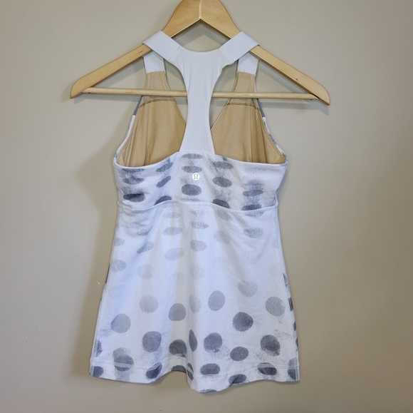 Spotted - Ladies like NEW Lululemon Deep Breathe Tank Top White/Grey Size 6 - Picture 7 of 11